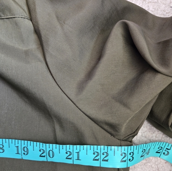 AMARYLLIS Olive Green Relaxed Fit Beltless Trench Coat. Size Small - Picture 12 of 13